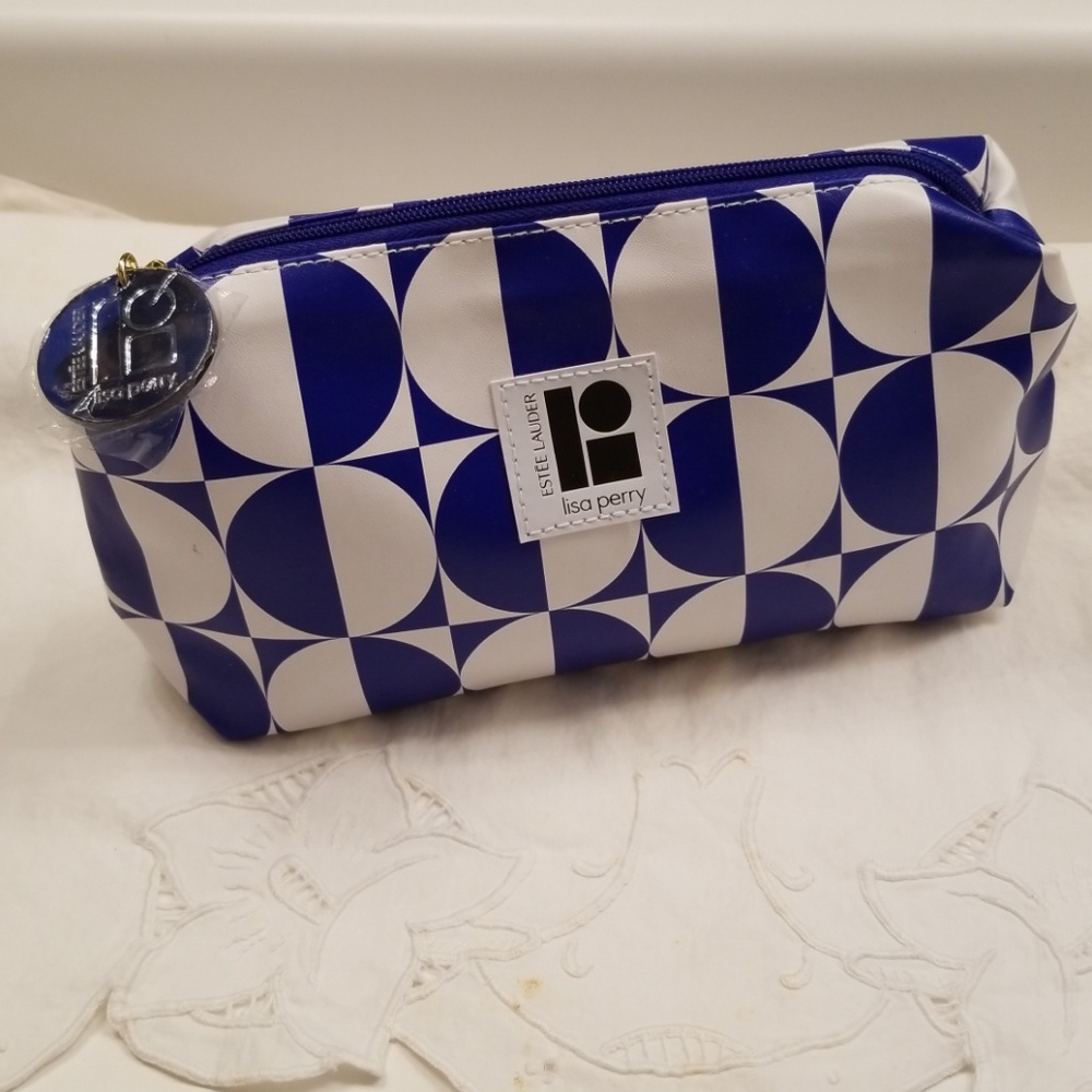 Estee Lauder Lisa Perry cosmetic bag NWOT - Picture 3 of 8